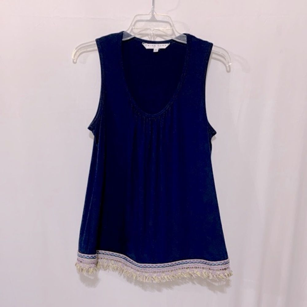 TRINA Turk Geena Tank Top Scoop Neck with Ruching, Fringed Hem. Women’s Size M